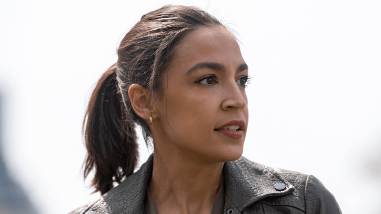 AOC Blasts Past Newsom as 2028 Prediction Market Bets Pile Up