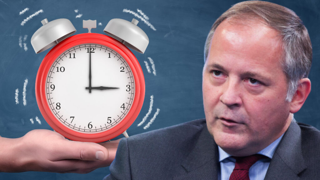 BIS Exec Says Defi Is a ‘Wake-up Call’ for Regulators, Global Crypto Policy Expected in 2022