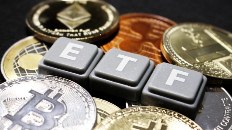 Grayscale and A16z Fight Jane Street and Schwab Over Crypto ETF Speed