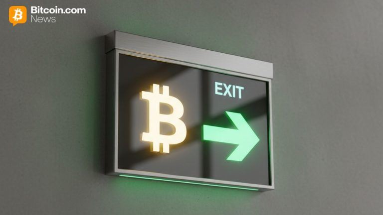 Bitcoin ETFs See 1 Million Outflow as Ether Extends Losing Streak