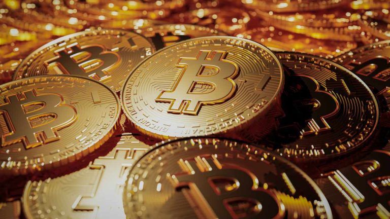 Bitcoin’s Main Rival Is US Treasuries, Not Gold, Says Bitwise CEO
