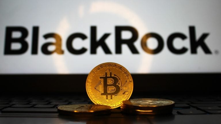 Blackrock Pulls 0M Into IBIT as Bitcoin ETFs Add 1M