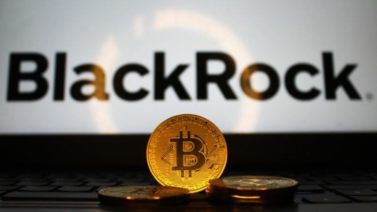 Blackrock Pulls in 4M as Bitcoin ETFs Finish the Week Positive