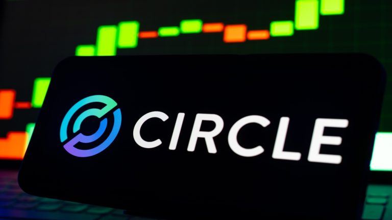 Circle Climbs 7% After  Open, but OUSD Keeps Pressure on Its Yield Strategy