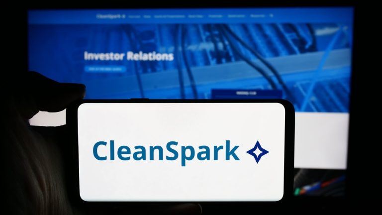 Bitcoin Miner Cleanspark Adds 454 BTC at K While Others Sell Into the Bear Market