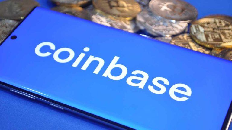 Coinbase CEO Urges Early Action as Crypto Hits Netflix vs Blockbuster Moment