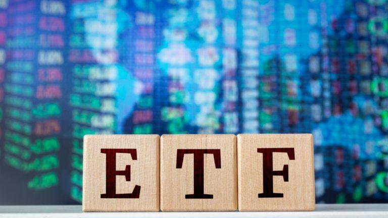 Crypto ETFs Split as Ether, HYPE and Solana Gain While Bitcoin Loses 5 Million