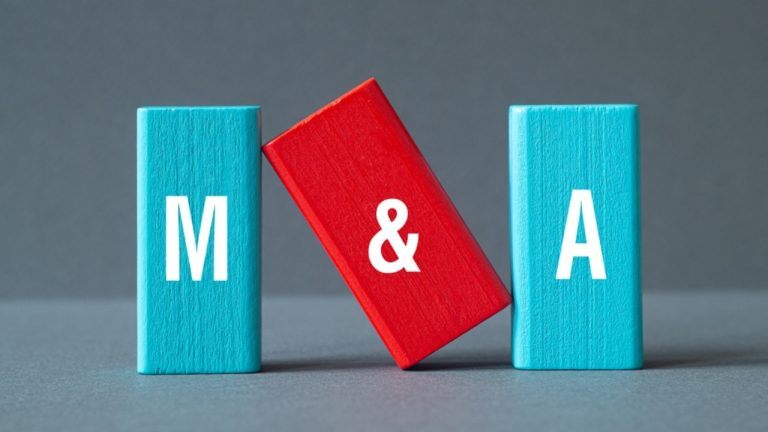 Crypto M&A Surges to .23 Billion Despite Lowest Investor Count Since 2020
