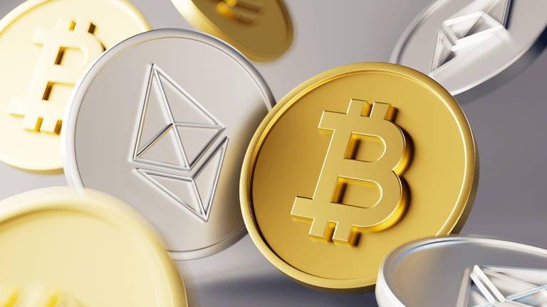 Altcoins Tumble, Bitcoin Tests 9K as Crypto Markets Deal With US Core Inflation Data