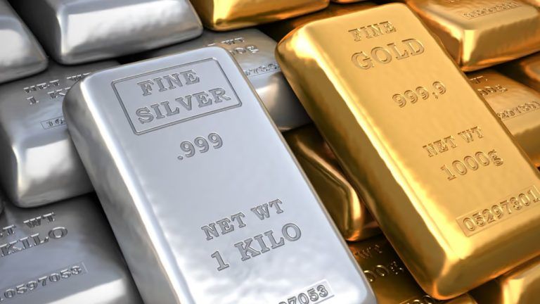 Robert Kiyosaki Eyes K Gold, 0 Silver as US Debt Nears T