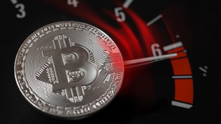 Bitcoin Miner Cleanspark Raises Year-End Outlook by 10%, Firm’s Hashpower Surpasses 5 EH/s