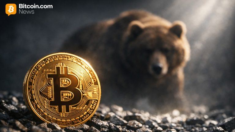 Strategist Sees Bitcoin Bear Signals, Warns Crypto Bust Could Push BTC to K