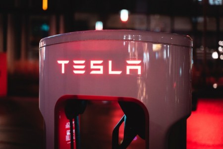 Tesla Didn’t Sell Any Bitcoin During November’s Market Crisis
