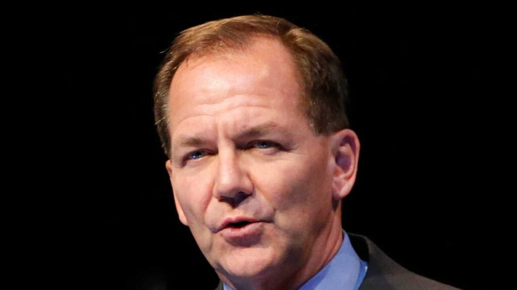 Paul Tudor Jones’ Blackrock Bitcoin ETF Bet Hits .9M