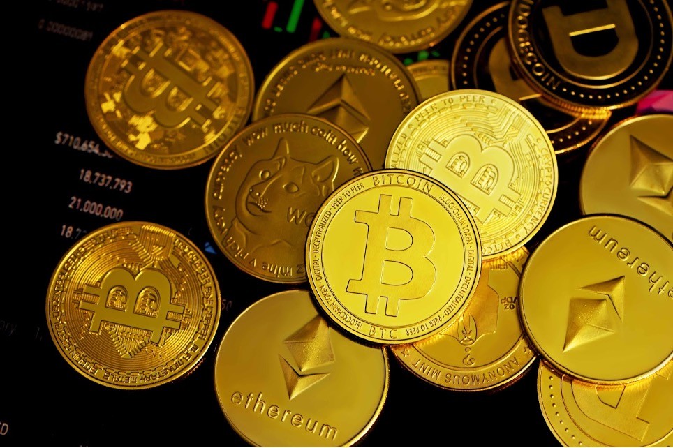 The Pros and Cons of Cryptocurrency Gambling Online