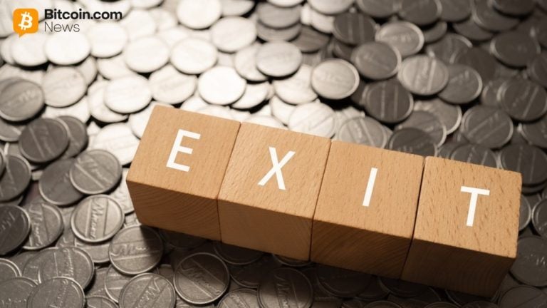 Red Day for ETFs as Bitcoin Leads Over  Billion Marketwide Exodus