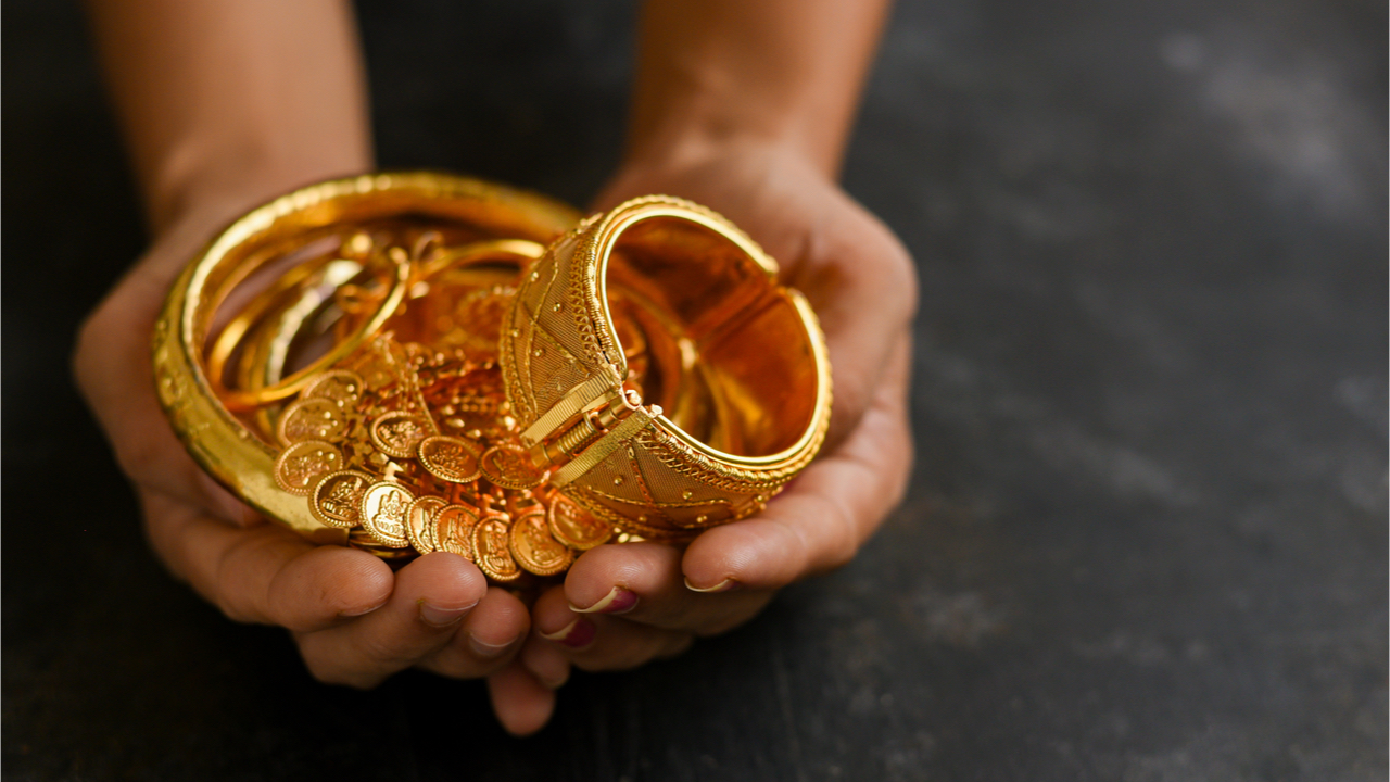 India Hikes Duty on Imported Gold, Seeking to Bring Down Trade Deficit