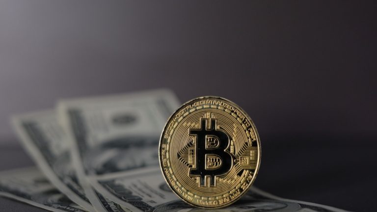 Bitcoin, Ethereum Technical Analysis: BTC Hovers Below ,000 on Friday, as Crypto Markets Consolidate