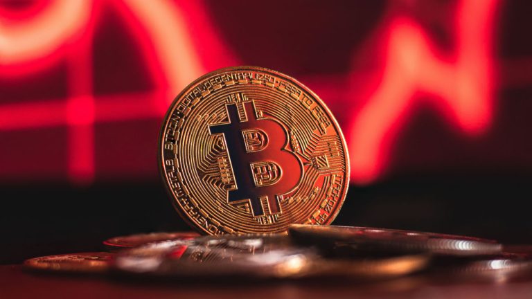 Bitcoin, Ethereum Technical Analysis: BTC Moves Below ,000 as Market Volatility Heightens