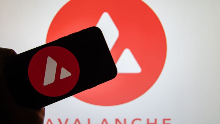 Biggest Movers: AVAX 22% Higher, as DOT Nears 1-Month High