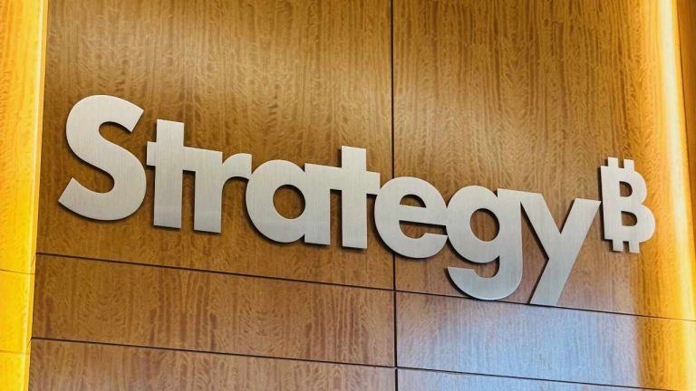 Saylor: Strategy Investors Should Hold MSTR for 7 to 10 Years