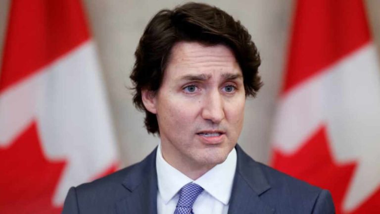 Justin Trudeau Slams Pierre Poilievre for Telling People They Can ‘Opt out’ of Inflation by Investing in Cryptocurrency