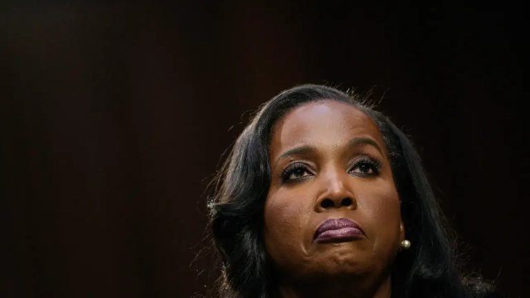 Trump Wants to Fire Fed Governor Lisa Cook