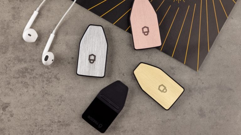 Trezor Shipping Provider Exposes 13,689 Crypto Customers to Scams